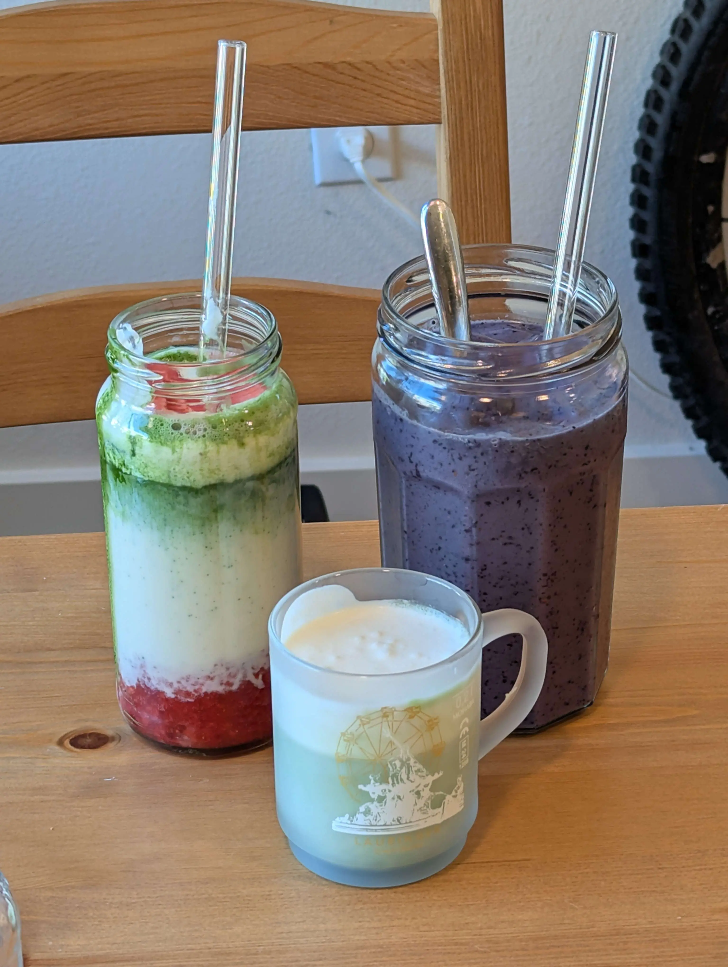 Gen's homemade drinks including blueberry smoothie, strawberry matcha latte, and lavendermatcha latte