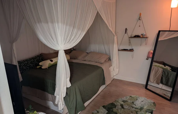 Forest canopy bed design