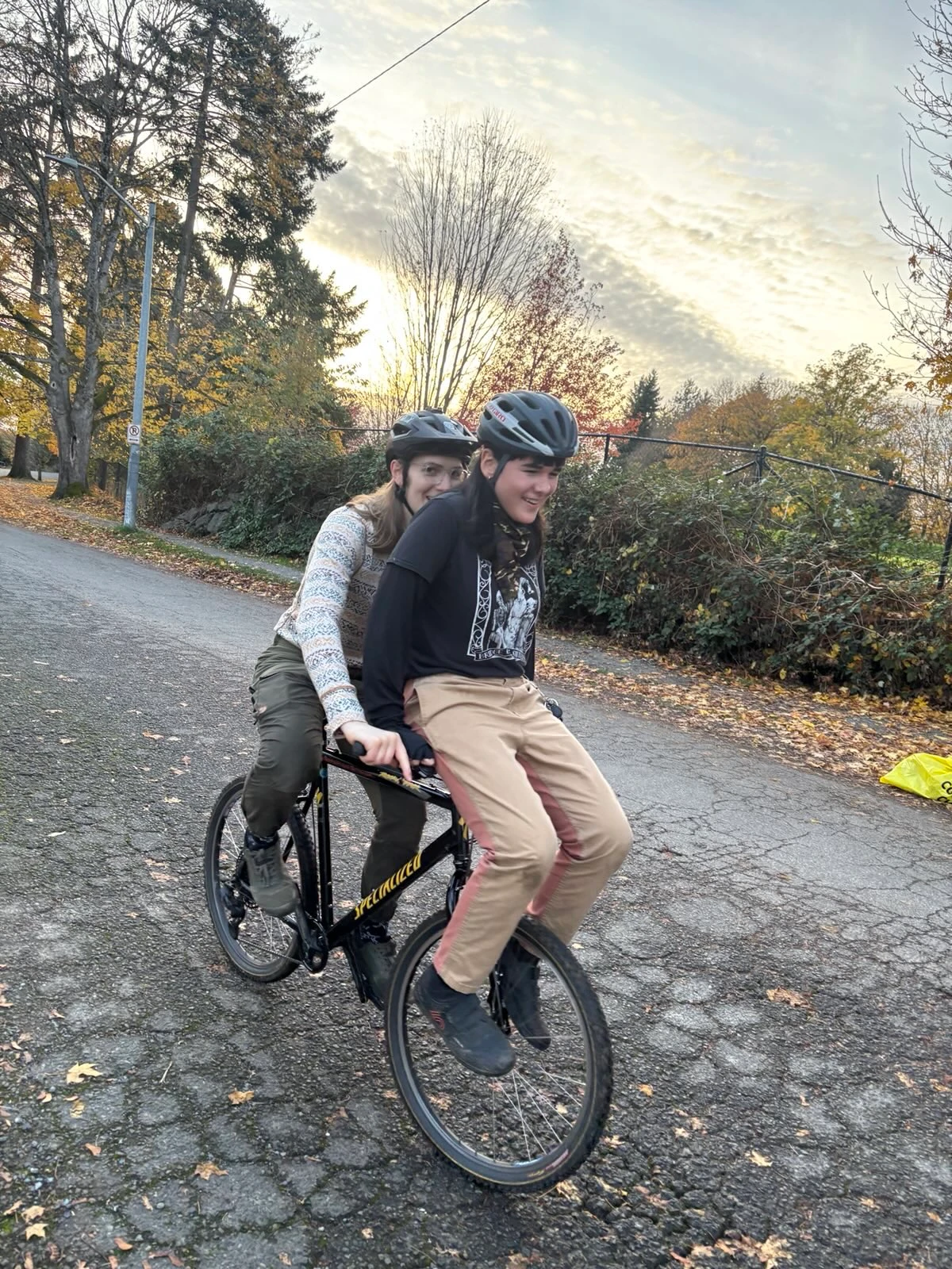 D0M3571QU3 73RR0R1S7 - 1999 Specialized Rockhopper thumbnail 6