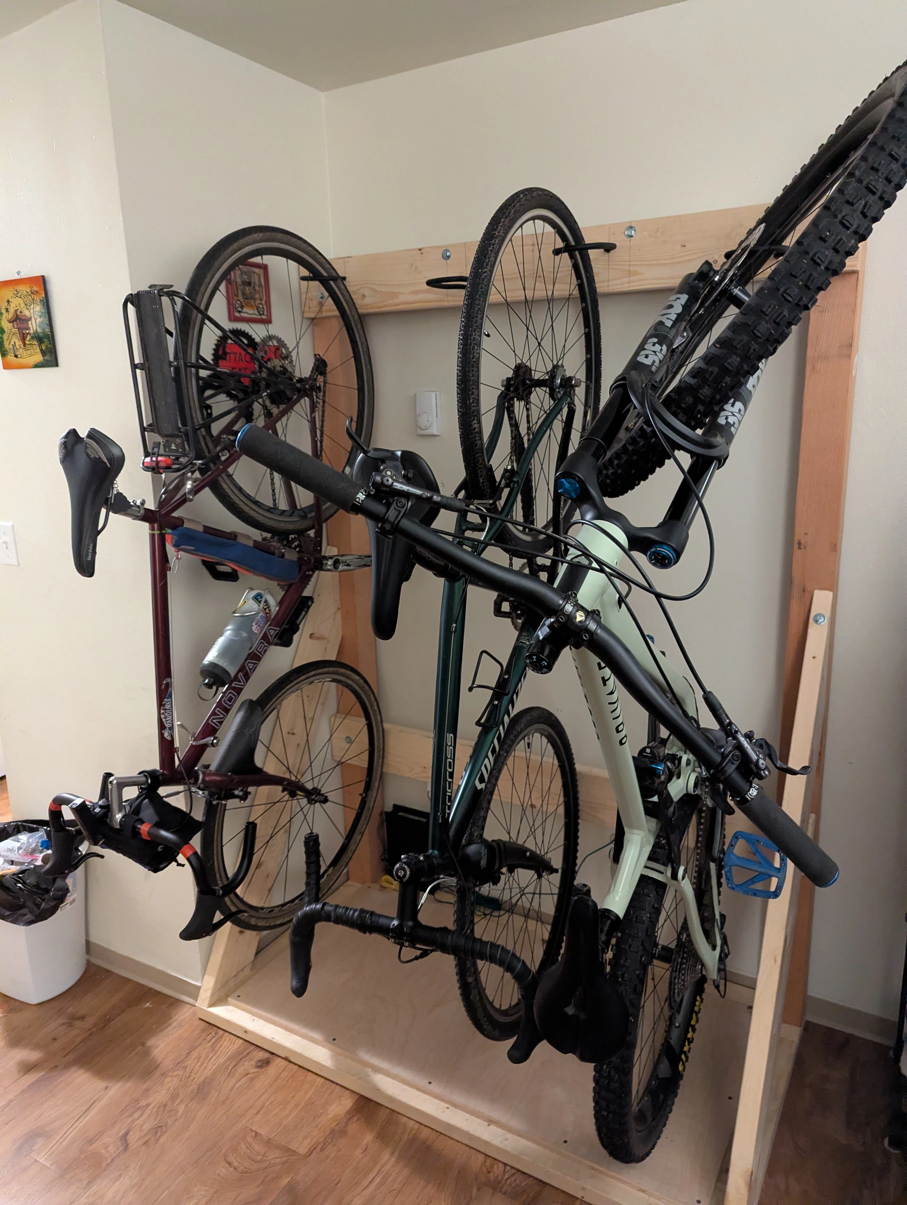 Freestanding Bike Rack thumbnail 4